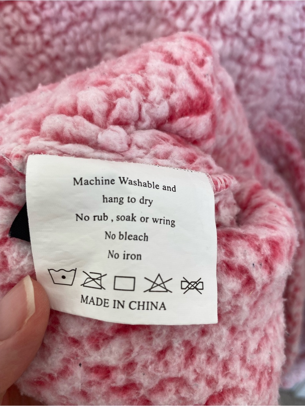 Greenoak Cozy Pink Wearable Blanket - Picture 4 of 4